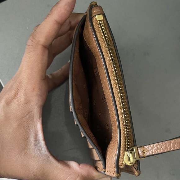 Tory Burch Wallet - Picture 4 of 6